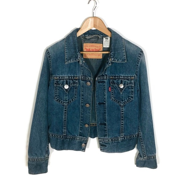 Levi's Jackets & Blazers - Levi’s Iconic Jean Jacket